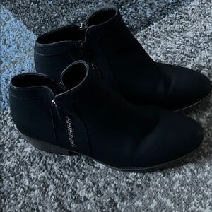 Maurices Black Ankle Boots with Zipper